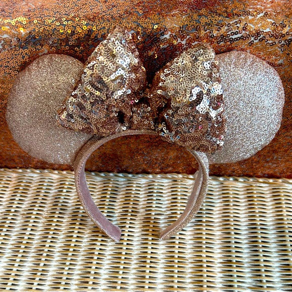 Disney Parks Rose Gold Glitter Sequence Minnie Mouse Ears - Picture 1 of 2